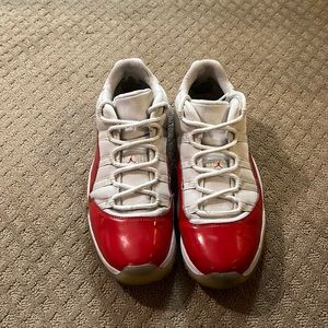 Jordan 11 Low “Cherry”
